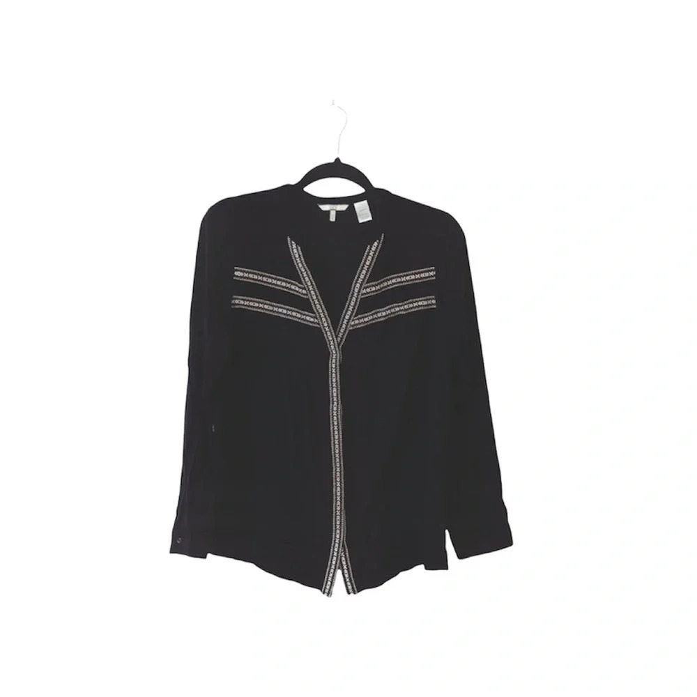 BKE Buckle Black Embroidered Button Front Popover Top Small Women’s